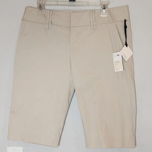 NWT Halogen Nordstrom Beige Bermuda 13.5" shorts women's size 10 cotton spandex